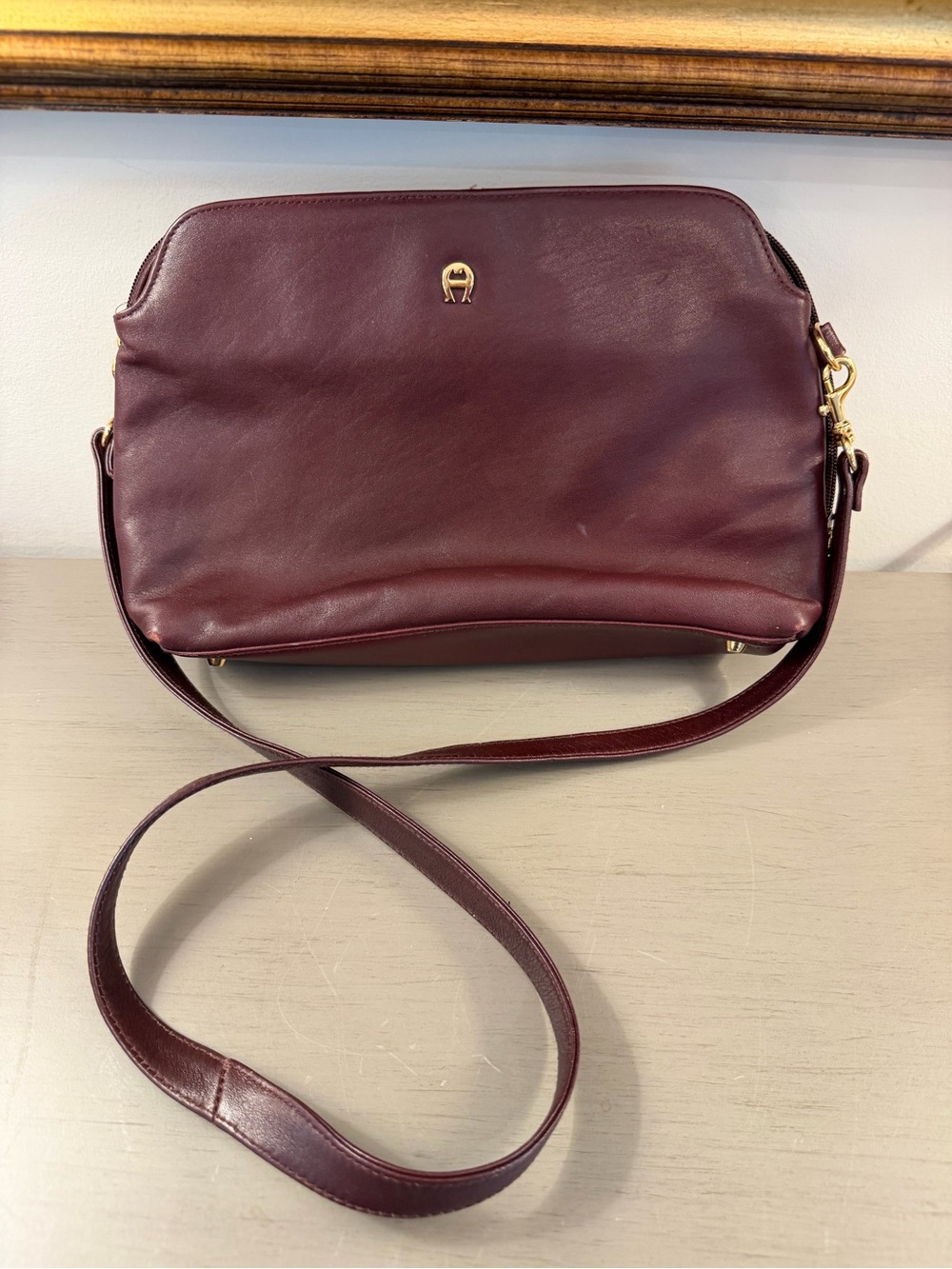 Vintage Etienne Aigner Classic Dark Burgundy Oxblood Leather Shoulder Bag Purse